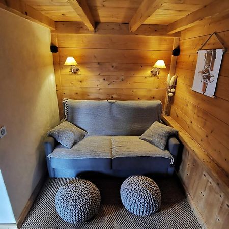 Petit chalet individuel de caractère Megève Extérieur photo