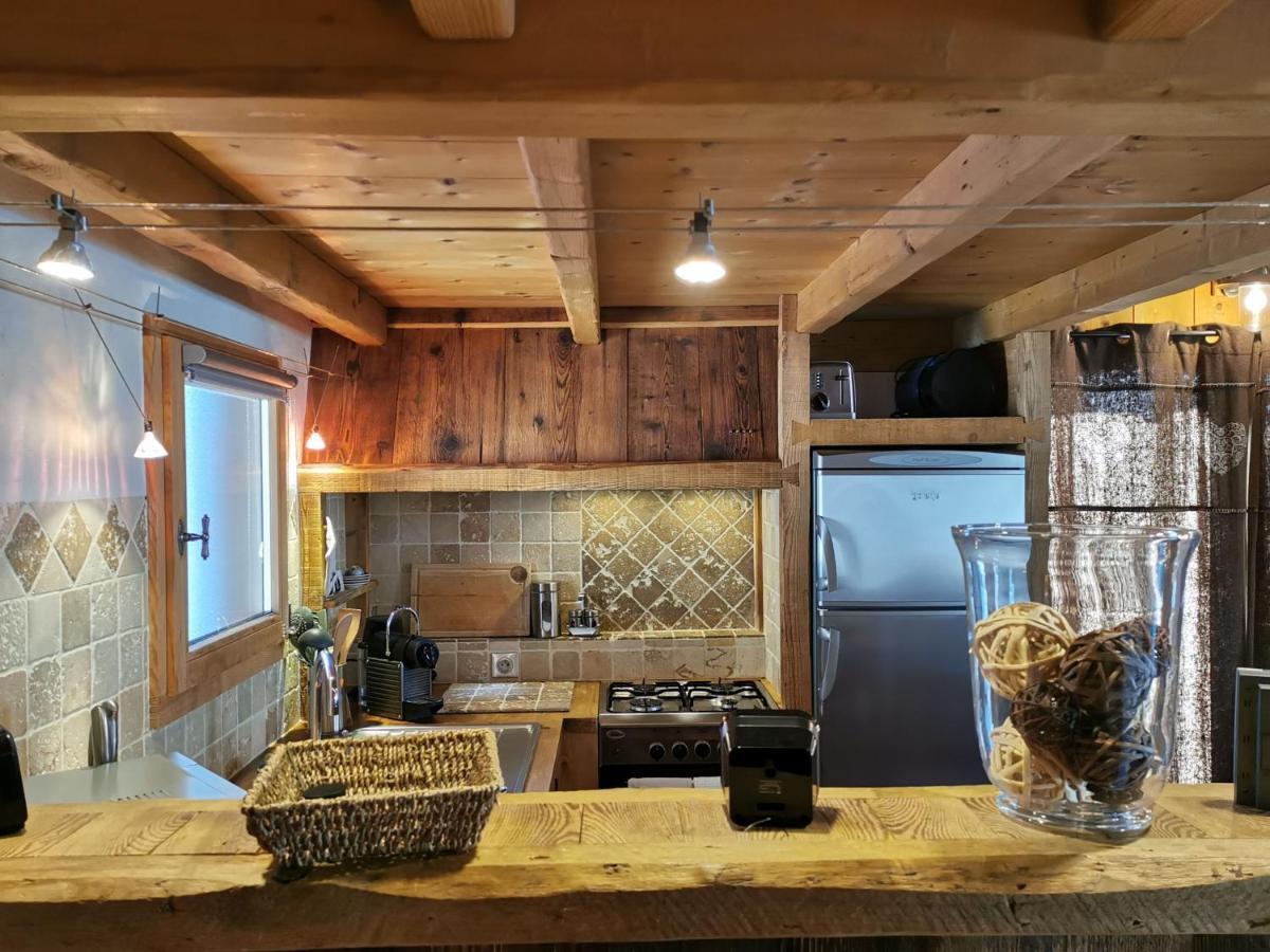 Petit chalet individuel de caractère Megève Extérieur photo