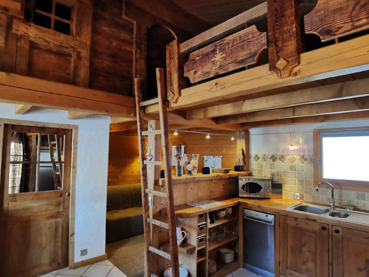 Petit chalet individuel de caractère Megève Extérieur photo