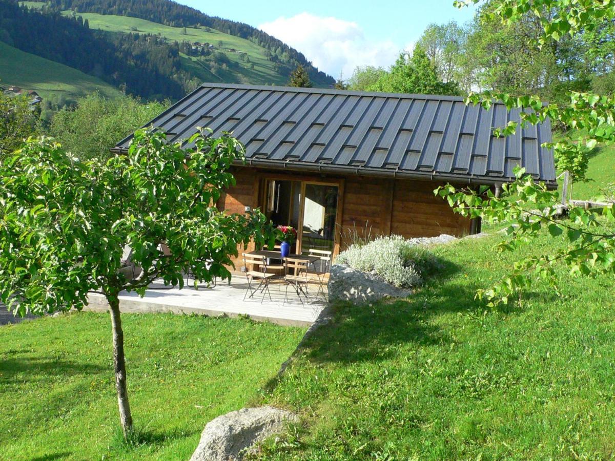 Petit chalet individuel de caractère Megève Extérieur photo